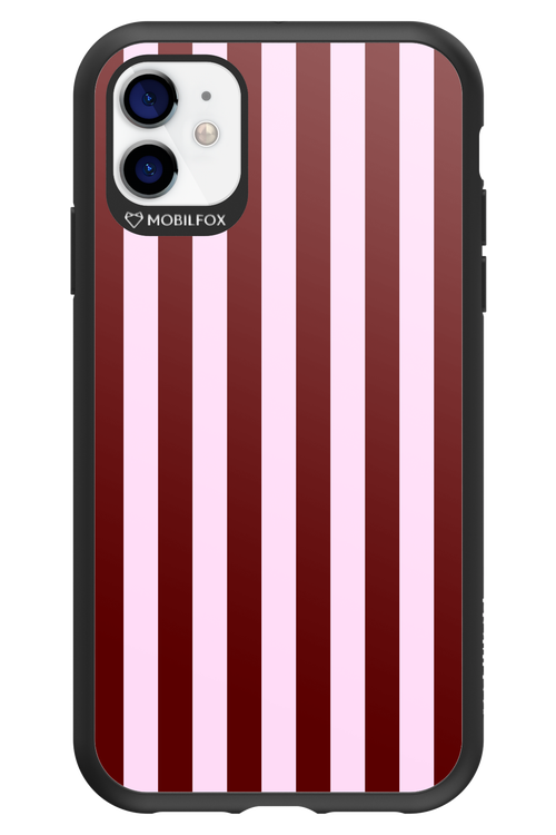 Circus Romance - Apple iPhone 11