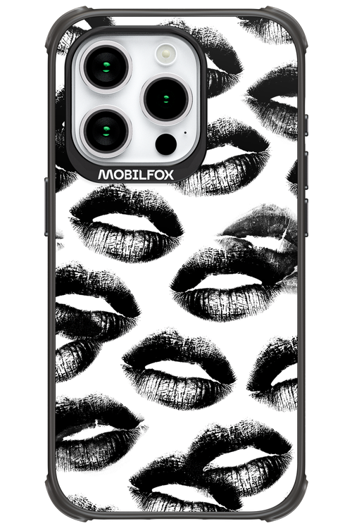 Ghost Kiss - Apple iPhone 15 Pro