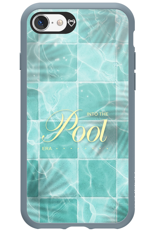 Into the Pool - Apple iPhone SE 2020