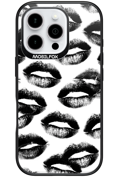 Ghost Kiss 2.0 - Apple iPhone 16 Pro