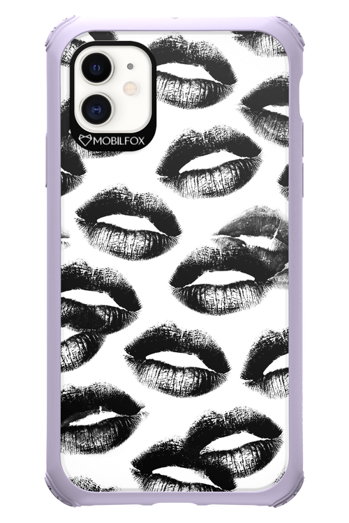 Ghost Kiss - Apple iPhone 11