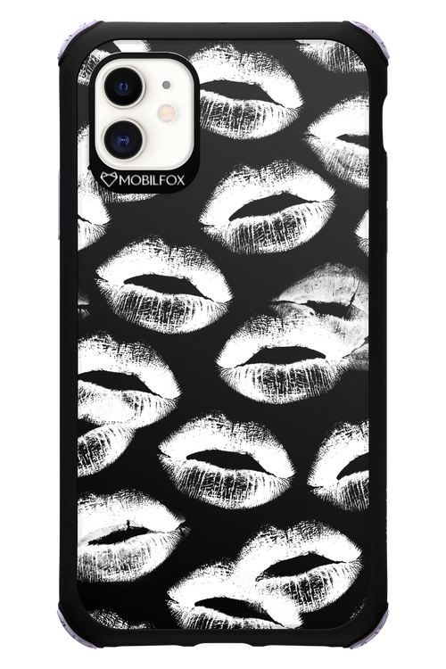 Ghost Kiss Black - Apple iPhone 11