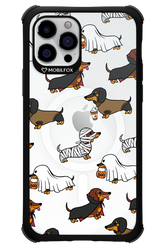 Scary Dachshund (Transparent) - Apple iPhone 12 Pro
