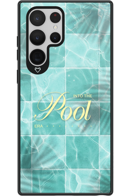 Into the Pool - Samsung Galaxy S22 Ultra