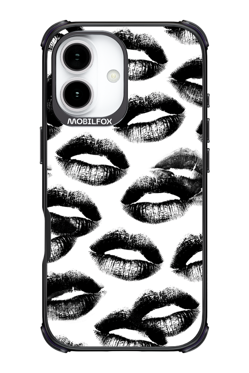 Ghost Kiss 2.0 - Apple iPhone 17
