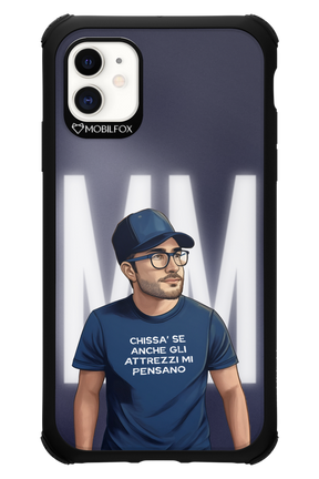 M.M - Apple iPhone 11