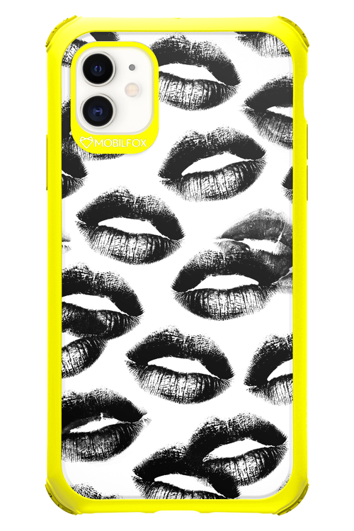 Ghost Kiss - Apple iPhone 11