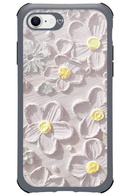 White Flowers - Apple iPhone 7