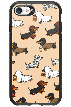 Scary Dachshund - Apple iPhone 7