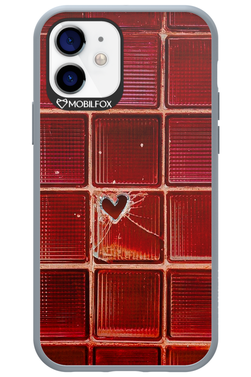 Heartbroken - Apple iPhone 12