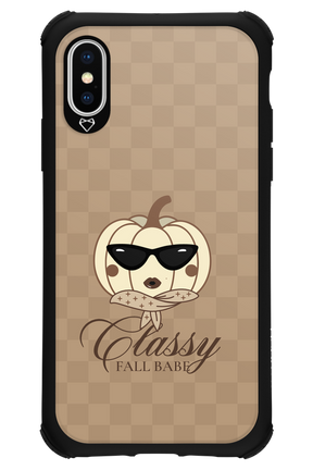 Fall Babe - Apple iPhone XS