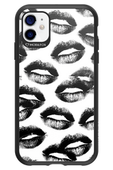 Ghost Kiss - Apple iPhone 11