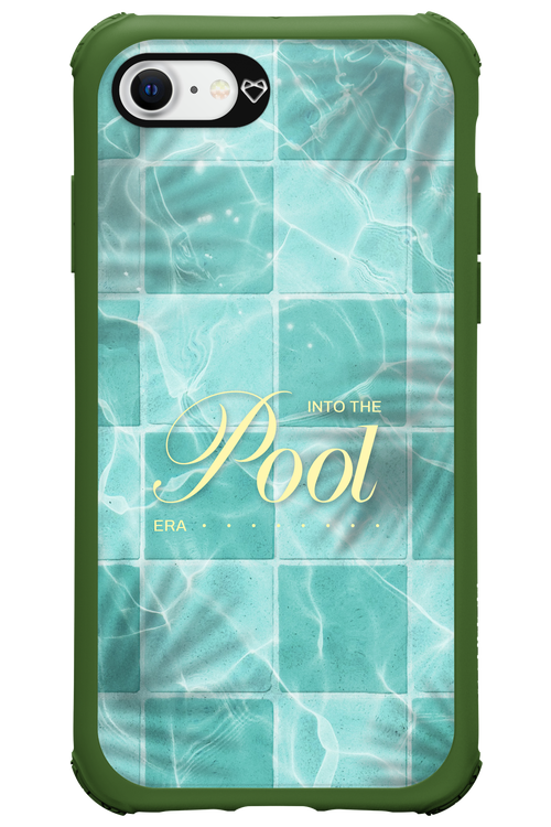 Into the Pool - Apple iPhone SE 2020
