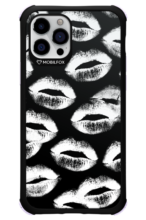 Ghost Kiss Black - Apple iPhone 12 Pro