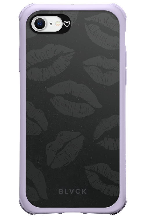 Dark Lips - Apple iPhone 8