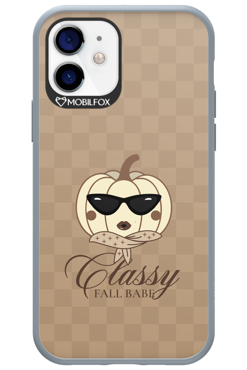 Fall Babe - Apple iPhone 12